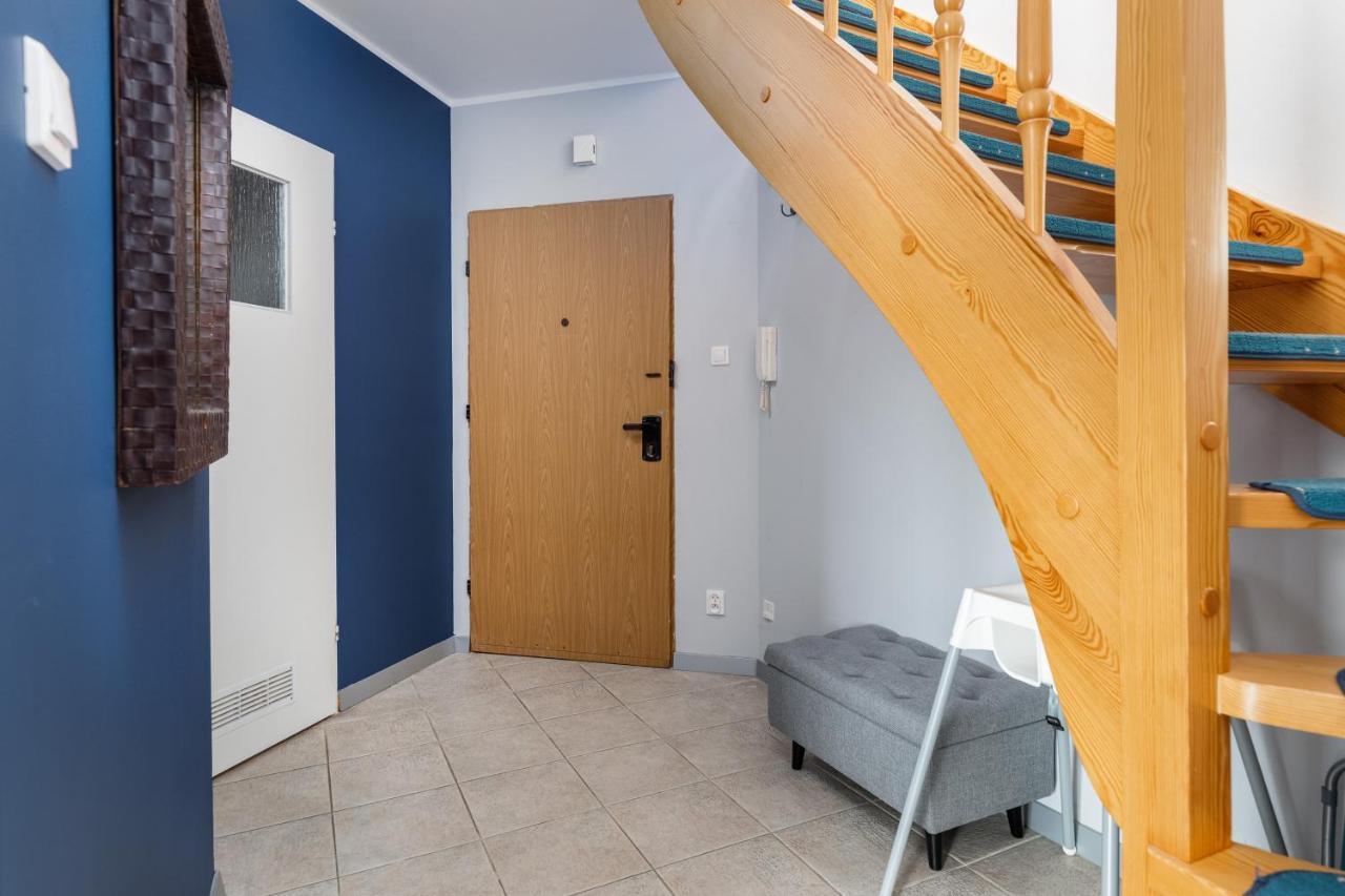 Rodzinny Blisko Plazy - Parking & Balkon - By Renters *