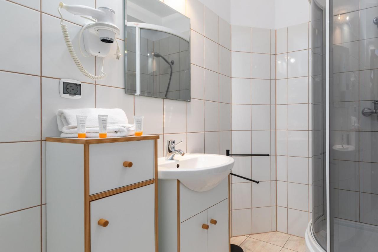 Rodzinny Blisko Plazy - Parking & Balkon - By Renters * Pobierowo